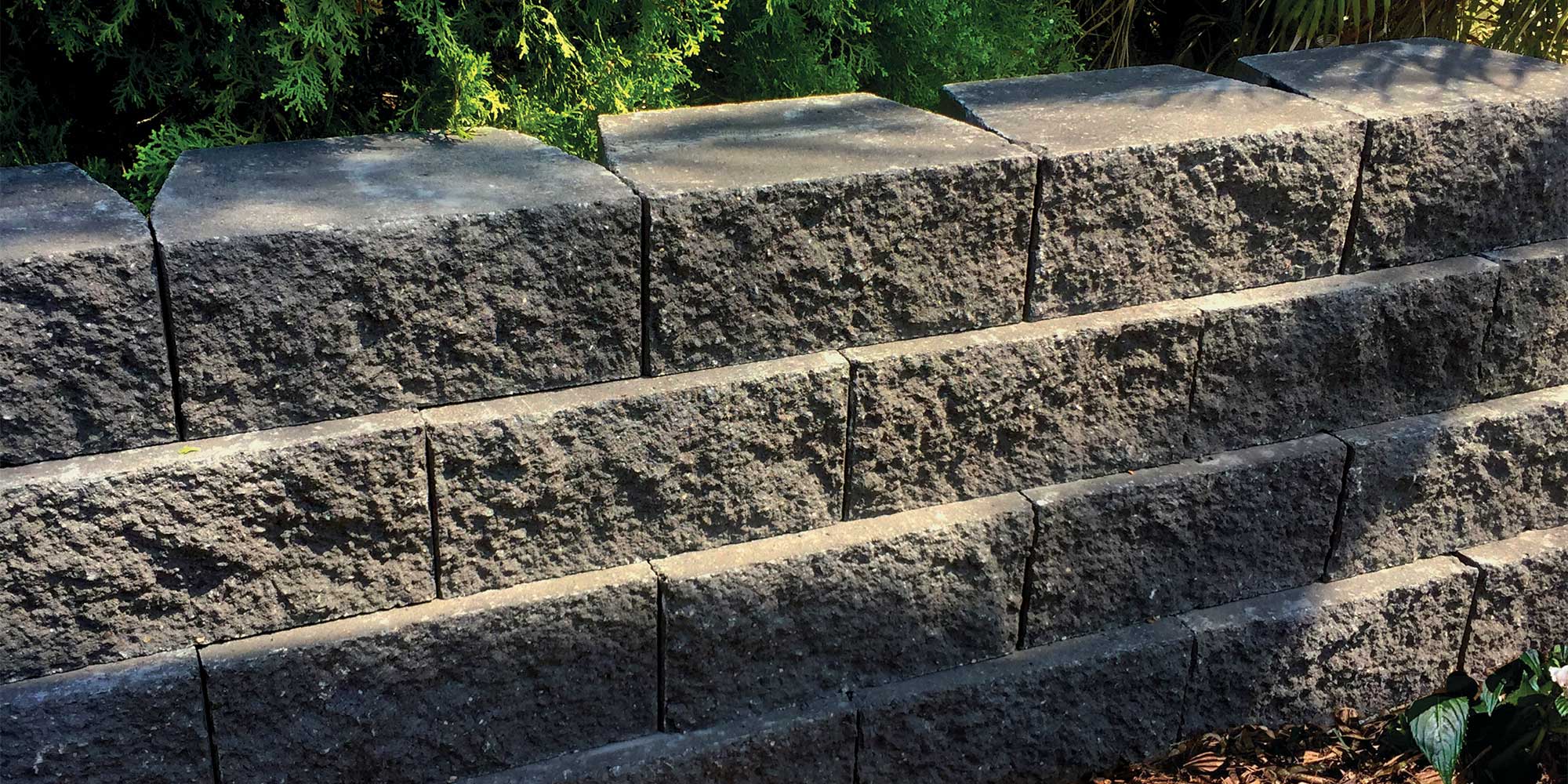 concrete block retaining wall