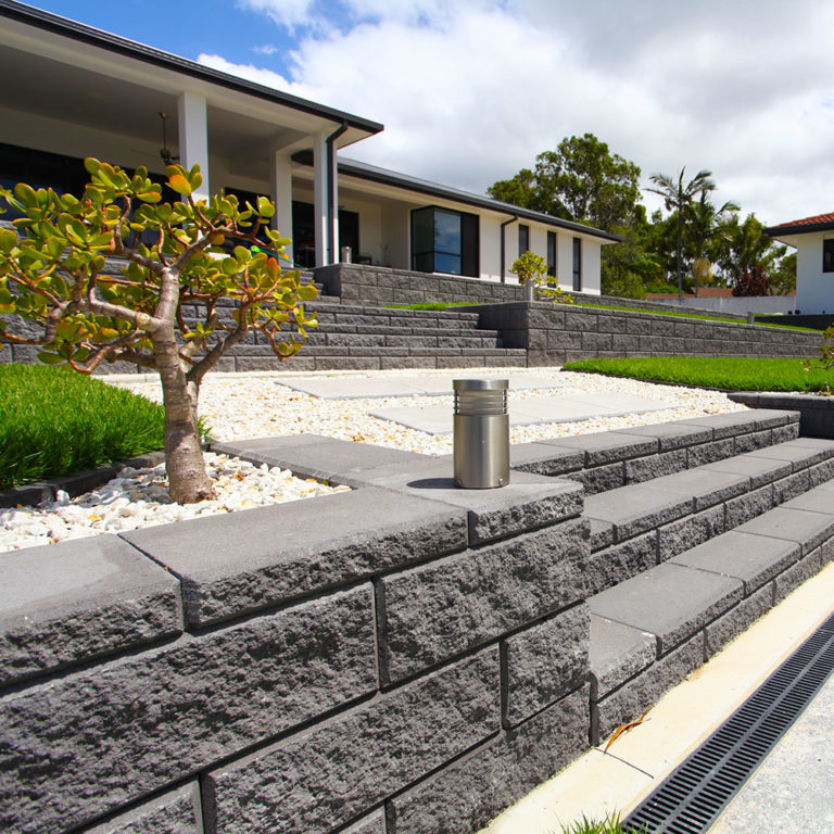Retaining walls QLD, NSW Blocks, Bricks & Pavers